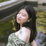 Melody | Petite Vintage Style - @petite.melody - Instagram