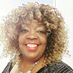 Melonie Bennett - @banana_pillow07 - Instagram