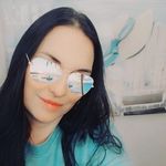 Melonie Johnson - @mellowyellow164 - Instagram