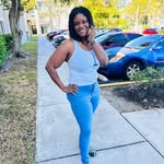 Melony Young - @melony2009 - Instagram