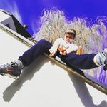 melvin becker - @melvin_sayian - Instagram