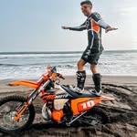 Melvin Vasquez - @nikyvasquez10 - Instagram