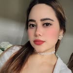 Mely López - @melaniadinia - Instagram