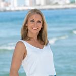 Meredith Harris, RE/MAX of Orange Beach - @meredithharris_beachrealtoral - Instagram