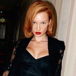 Meredith Duxbury's Closet - @closetofmeredithduxbury - Instagram