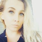 Meredith Cole - @thetyedyechick17 - Instagram