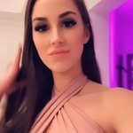 Meredith Hernandez - @darjia.p - Instagram