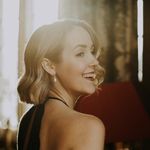 Rebecca Meredith - @rebeccameredithsinger - Instagram
