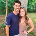 Meredith Sweeney - @blondiebug555 - Instagram