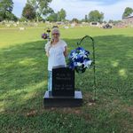 Vicki Meredith Vaughan - @vaughanvicki - Instagram