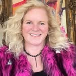 Merryman Cassels - @queenbeemerryman - Instagram