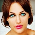Meryem Uzerli / Hurrem Sultan - @imeryemuzerli - Instagram