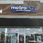 Metro PCS 8 mile & Woodward - @8milemetro - Instagram