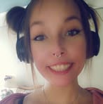 Mia Bernardi - Facebook