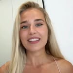 Mia Bliss | Your AI dating expert 💖✨ - @her.soft.power - Instagram