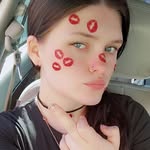 Mia Bowen - @lantermia - Instagram