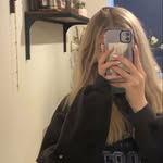 Mia - @mia.bush06 - Instagram