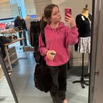 @miabush_1 - Instagram