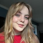 mia dempsey - @prettymuchmia - Instagram