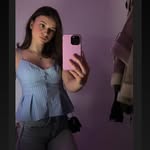 Mia - @miadoyle.x - Instagram