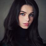 Mía Falcón - Facebook