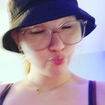 Hébert Mia - @miahebert123 - Instagram