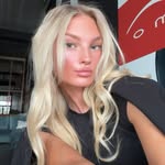 @miaholtgers - Instagram
