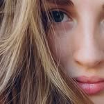 Mia Kyle - @childfreebychoiceromania - Instagram