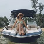 Mia Kyle - @miawinkyle - Instagram