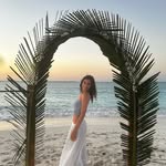 m - @miamorakis - Instagram