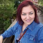 Mia Moses - Facebook