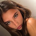 @mia._.riddle - Instagram