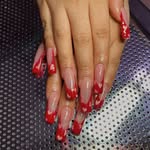 Mia Velarde - @nails.by.miia - Instagram