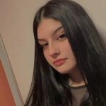 𝗠𝗶𝗮 - @_miavelazquez - Instagram