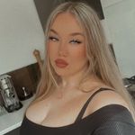 @_mia.waller_ - Instagram