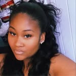 Miah Inchesovslay Smith - @thelitttnurse - Instagram
