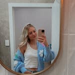 mic - @michaelahartman - Instagram