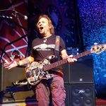 Michael Anthony - @mad_anthony_bassman - Instagram