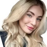 𝓜𝓲𝓬𝓱𝓪𝓮𝓵𝓪 - @michaelavolarik - Instagram