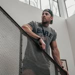 Michael Bare - @mikebarefitness - Instagram