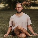 𝗠𝗶𝗰𝗵𝗮𝗲𝗹 𝗗𝘆𝗻𝗶𝗲 - @michaeldynieyoga - Instagram