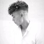 Michael Essa - @mika_essa77 - Instagram