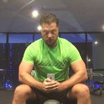 Michael Frith - @mike_surfers - Instagram