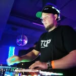 Michael Hess - @m0n0ch0rd - Instagram
