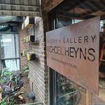 Michael Heyns - @michaelheynskuns - Instagram