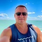 Michael Eric - Facebook