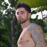 Michael James - @vacaywithmj - Instagram