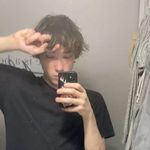 mikey - @michael._.knee - Instagram