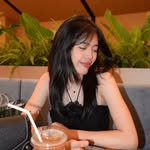 Micha - @micha.ella.lao - Instagram