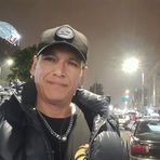 Michael León - Facebook